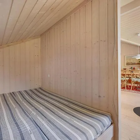 Stunning In V With Wifi