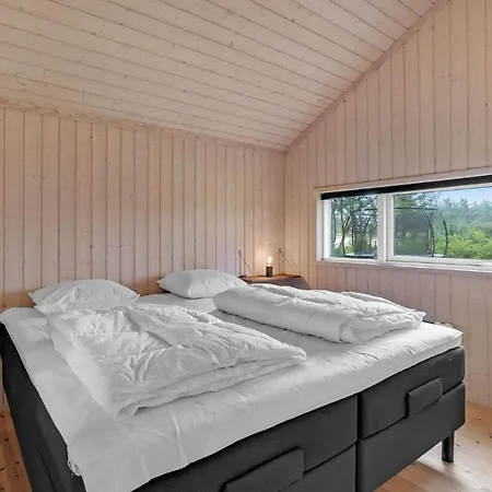 Amazing In V With Kitchen Holiday home *